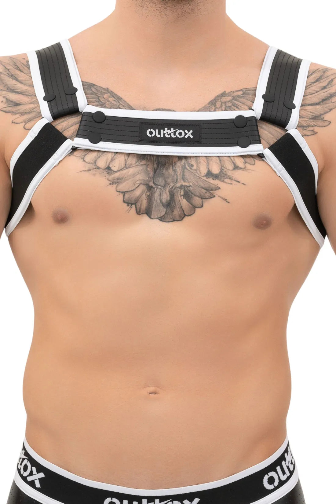 Outtox. Bulldog Harness with Snaps. Black and White