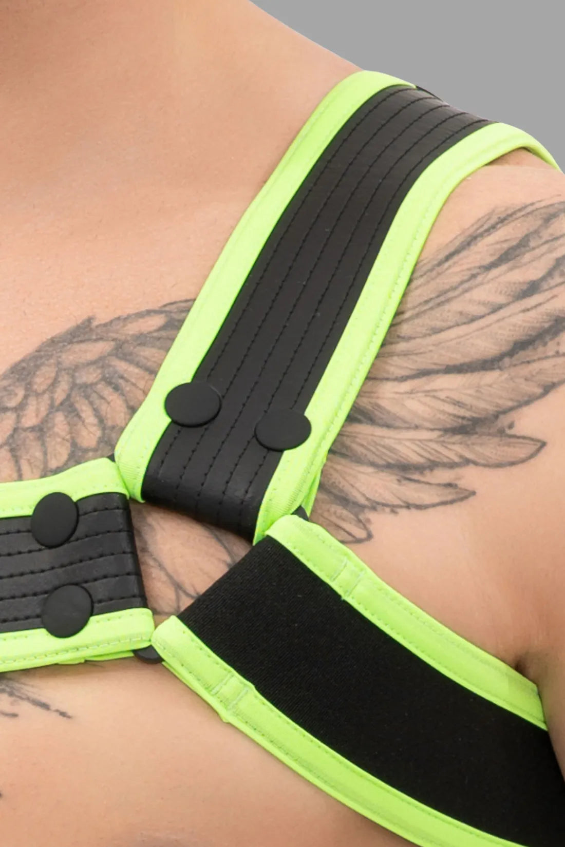 Outtox. Bulldog Harness with Snaps. Black and Green 'Neon'