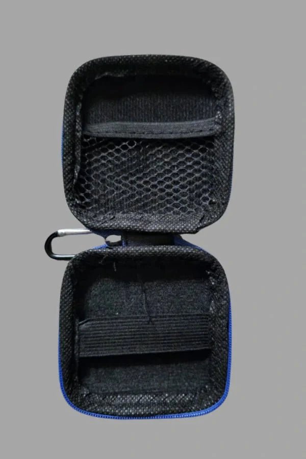 Jax Wanderlust. Mini Zip - Case with Carabiner. Black + Blue Royal - MCS105 - YX - Maskulo US NY FL