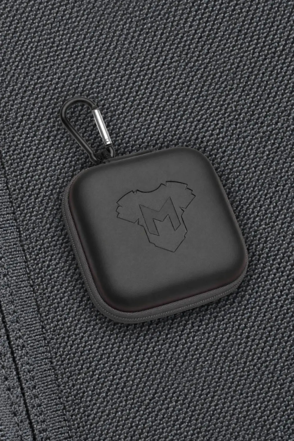 Maxwell Wanderlust. Carabiner Zip-Case. Black - MCS101-YX - Maskulo US NY FL
