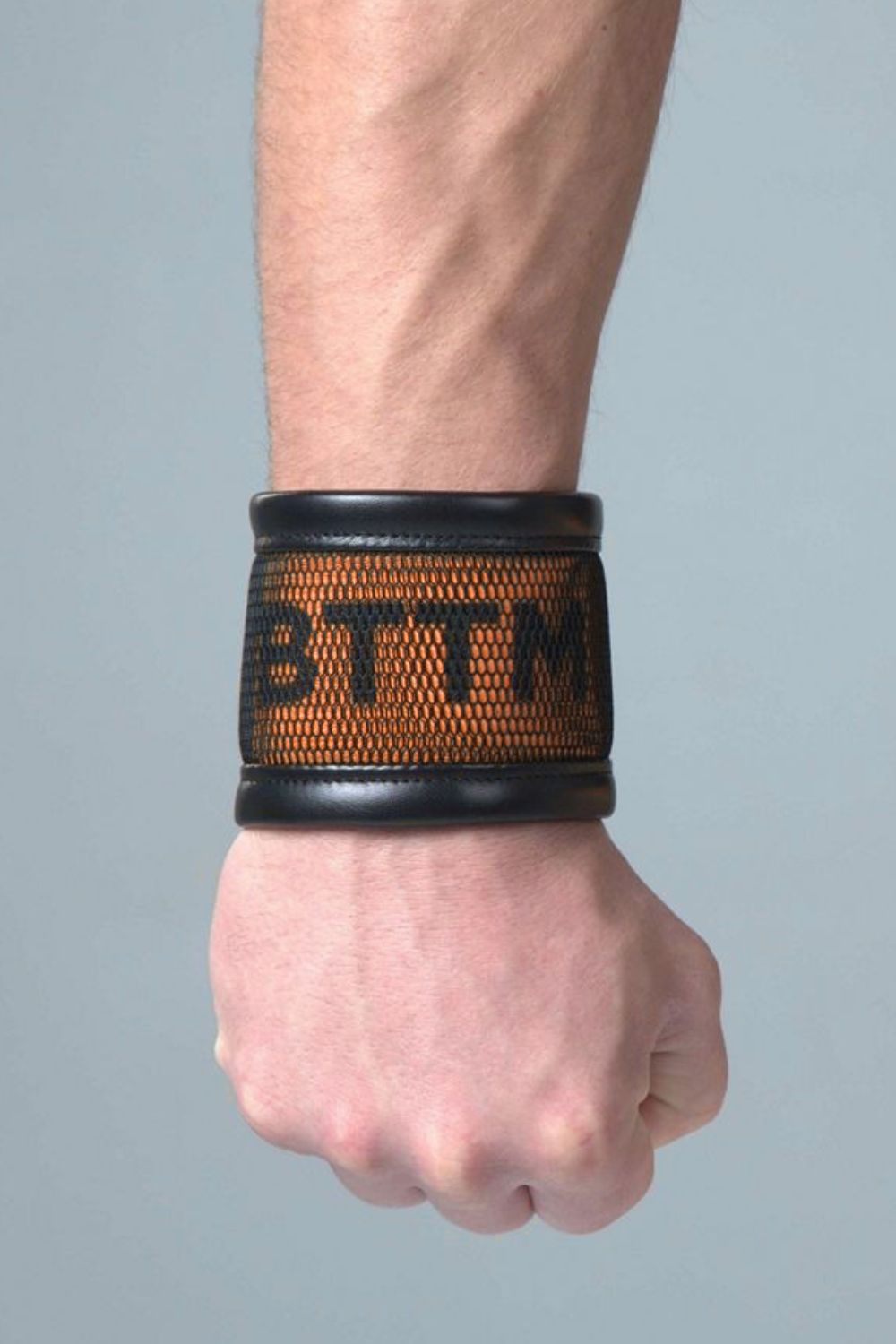 Youngero BTTM Orange Neon. Role Wristband - MAC174-Y1 - Maskulo US NY FL