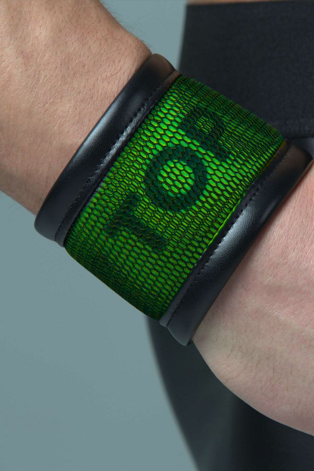 Youngero TOP Green Neon. Role Wristband - MAC175-Y1 - Maskulo US NY FL